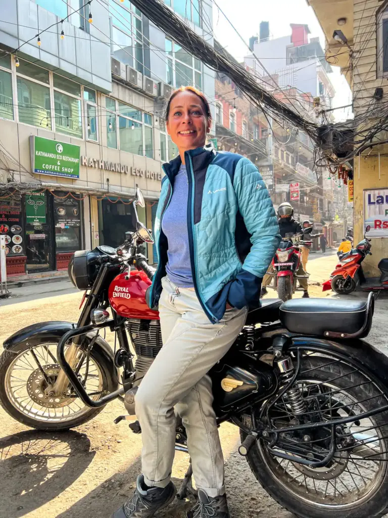 Die wird es werden. Gern wäre ich mit einer Royal Enfield Himalayan unterwegs gewesen, die bekam ich so kurzfristig allerdings nicht organisiert.