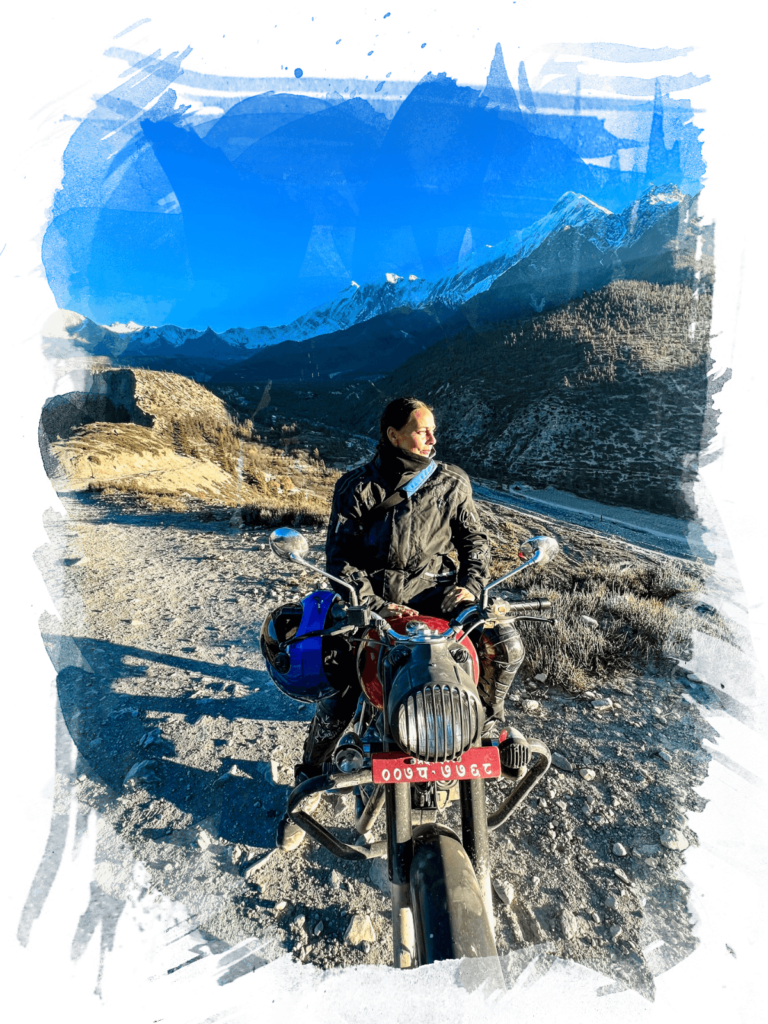 Ulrike Nehls Motorrad Himalaya Nepal